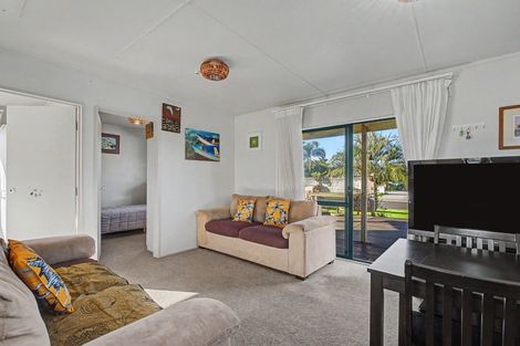 Photo of property in 96a Cook Drive, Whitianga, 3510
