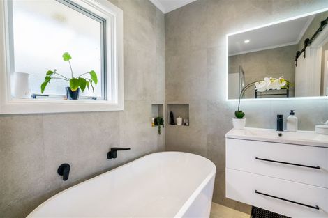 Photo of property in 72 Nelson Street, Howick, Auckland, 2014