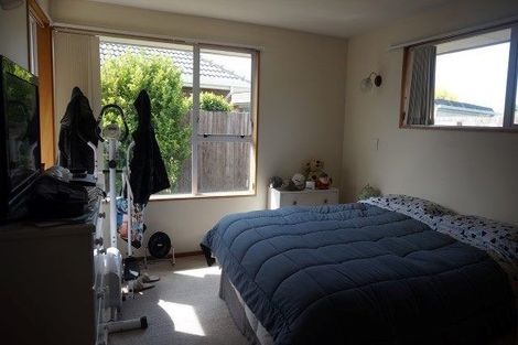 Photo of property in 5 Mull Place, Broomfield, Christchurch, 8042