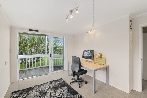 Photo of property in 15 Tawa Street, Levin, 5510