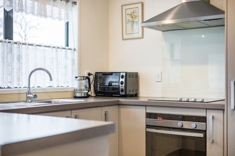 Photo of property in 1/32 Gibbons Street, Upper Hutt Central, Upper Hutt, 5018