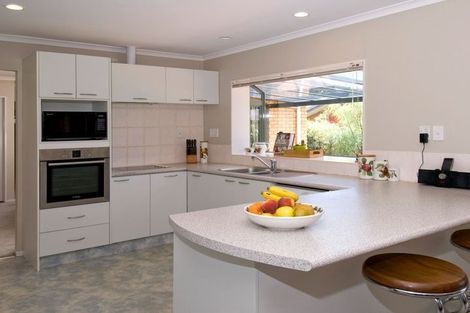 Photo of property in 66 Bob Charles Drive, Golflands, Auckland, 2013