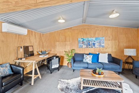 Photo of property in 15 Taramea Place, Addington, Christchurch, 8024