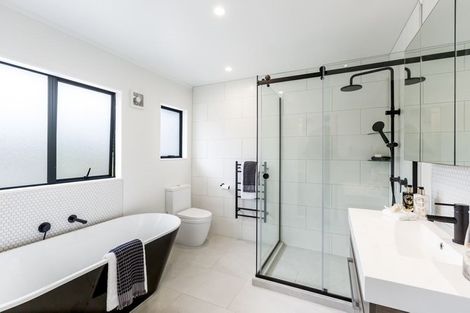 Photo of property in 200 Gills Road, Albany Heights, Auckland, 0632