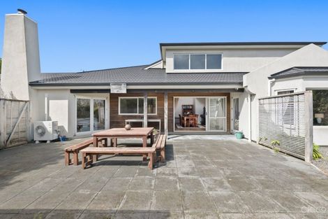 Photo of property in 41 Arahiwi Grove, Tirohanga, Lower Hutt, 5010