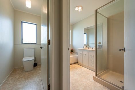 Photo of property in 39a Raumati Road, Raumati Beach, Paraparaumu, 5032