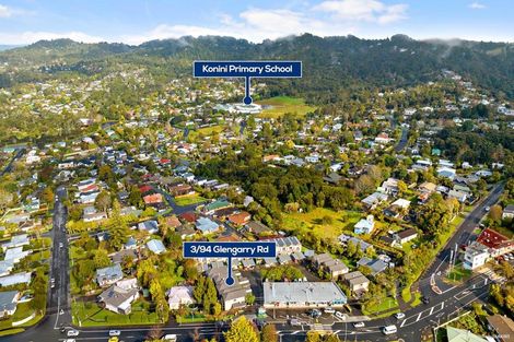 Photo of property in 3/94 Glengarry Road, Glen Eden, Auckland, 0602