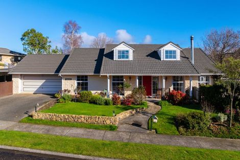 Photo of property in 16 Huia Street, Waikawa, Picton, 7220