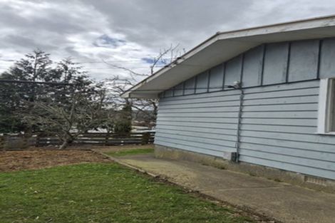 Photo of property in 29 Thomson Grove, Stokes Valley, Lower Hutt, 5019