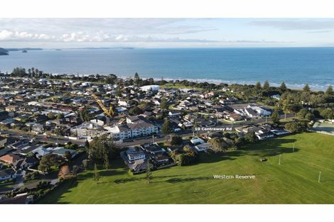 Photo of property in 10 Centreway Road, Orewa, 0931