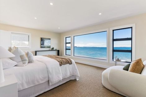 Photo of property in 236 Vipond Road, Stanmore Bay, Whangaparaoa, 0932