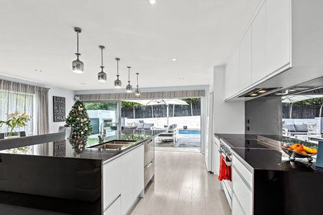 Photo of property in 54 Maxwelton Drive, Mairangi Bay, Auckland, 0630