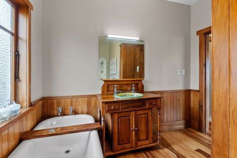 Photo of property in 208 Maeroa Road, Maeroa, Hamilton, 3200