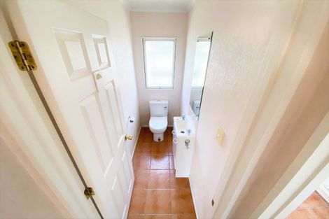 Photo of property in 22 Nuneaton Drive, Flat Bush, Auckland, 2019