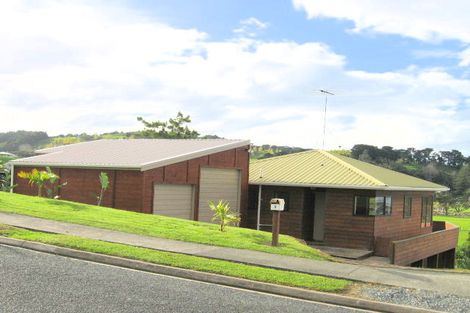 Photo of property in 8 Kahurangi Place, Snells Beach, 0920