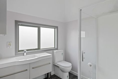 Photo of property in 76 Russley Road, Russley, Christchurch, 8042