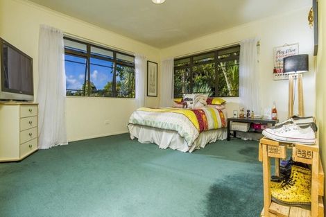 Photo of property in 5 Shiloh Way, Greenhithe, Auckland, 0632