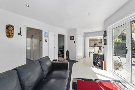 Photo of property in 14 Avro Road, Blue Mountains, Upper Hutt, 5371