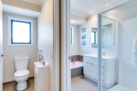 Photo of property in 4 Hawea Place, Poraiti, Napier, 4112