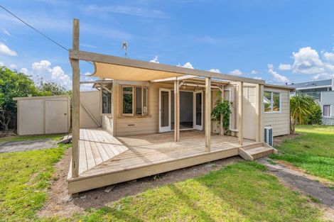 Photo of property in 8 Kopipi Crescent, Ngunguru, Whangarei, 0173
