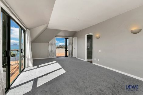 Photo of property in 1a Bournemouth Terrace, Murrays Bay, Auckland, 0630