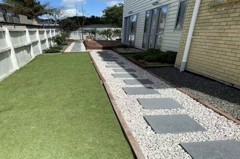 Photo of property in 35 South Kensington Way, Henderson, Auckland, 0612