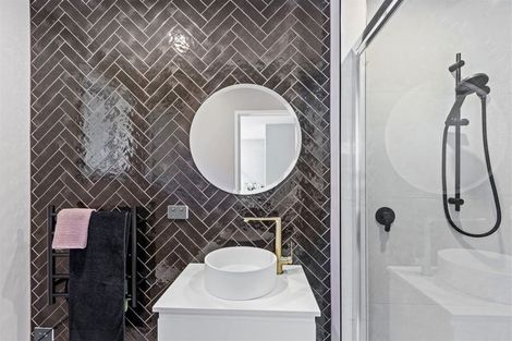 Photo of property in 4 Stirling Street, Merivale, Christchurch, 8014