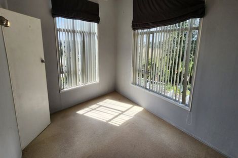 Photo of property in 98 Frankley Road, Frankleigh Park, New Plymouth, 4310