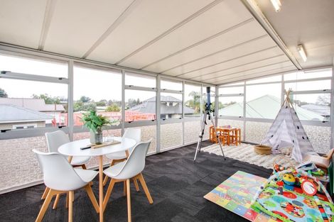 Photo of property in 33 Avenue Road, Greenmeadows, Napier, 4112