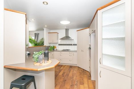 Photo of property in 24 Pointon Glade, Grandview Heights, Hamilton, 3200