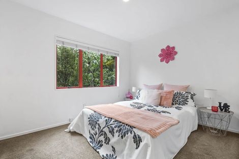Photo of property in 15a Katrina Place, Massey, Auckland, 0614