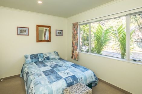 Photo of property in 25 Sams Way, Raumati South, Paraparaumu, 5032