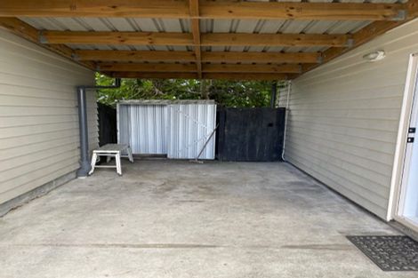 Photo of property in 1/4 Keeling Road, Henderson, Auckland, 0612