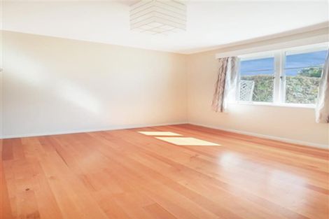 Photo of property in 179 Avondale Road, Avondale, Auckland, 1026