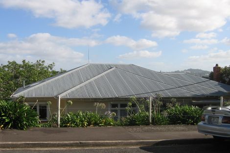 Photo of property in 19 Kerr Street, Devonport, Auckland, 0624