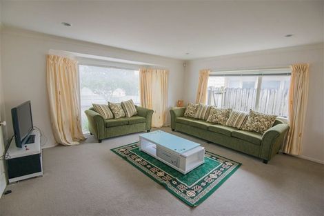 Photo of property in 8 Amberwood Drive, Northpark, Auckland, 2013