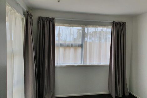 Photo of property in 1 Poutawa Lane, Clarks Beach, 2122