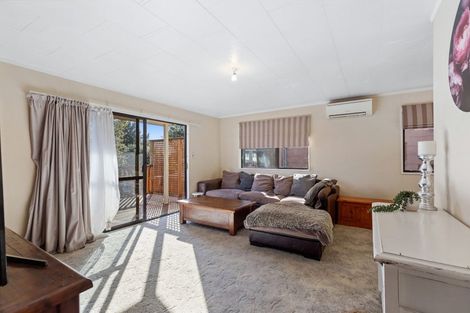 Photo of property in 59 Welcome Bay Road, Welcome Bay, Tauranga, 3112