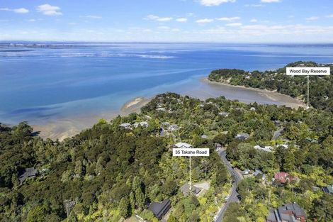Photo of property in 35 Takahe Road, Titirangi, Auckland, 0604
