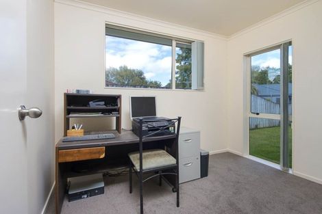 Photo of property in 18 Ranch Place, Pukekohe, 2120