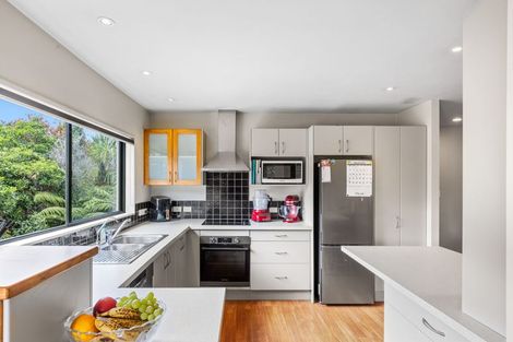 Photo of property in 41e Salisbury Road, Birkdale, Auckland, 0626