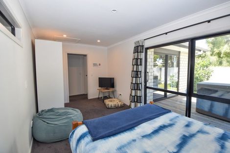 Photo of property in 11 Austin Reid Avenue, Carterton, 5713