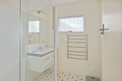 Photo of property in 24 Neale Avenue, Stoke, Nelson, 7011