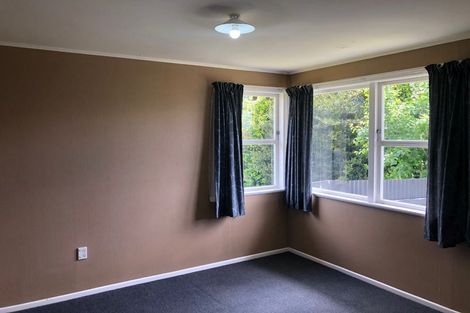 Photo of property in 4 Puweto Street, Selwyn Heights, Rotorua, 3015