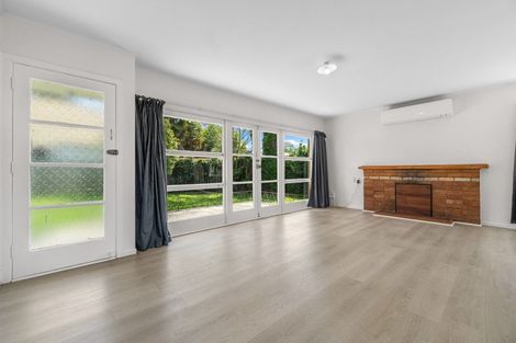 Photo of property in 18 Brocas Avenue, Hillcrest, Hamilton, 3216