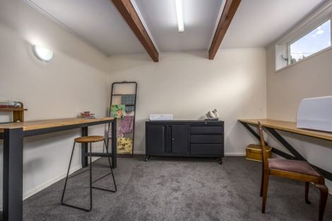 Photo of property in 3 Larsen Crescent, Tawa, Wellington, 5028