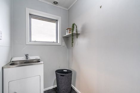 Photo of property in 32 Cunningham Street, Grasmere, Invercargill, 9810