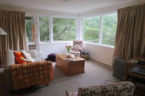 Photo of property in 42 Moana Road, Kelburn, Wellington, 6012