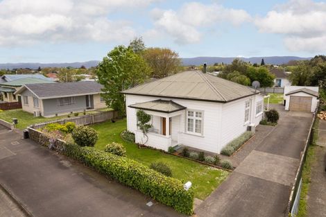 Photo of property in 41 Burns Street, Dannevirke, 4930