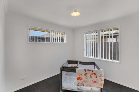 Photo of property in 17 Perla Road, Pukekohe, 2120